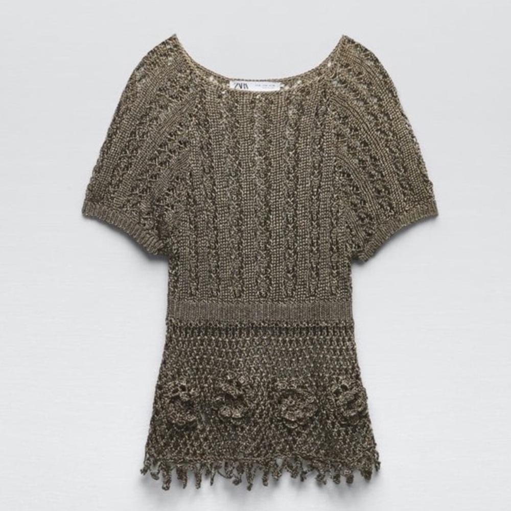 BRAND NWT Zara Metallic Gold Knit Size Medium Crochet Short Sleeve Sweater Top